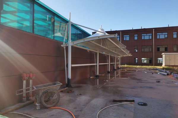 通遼膜材建筑：創(chuàng)新材料的多重功效，綠色建筑新潮流